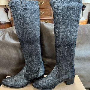 Unity in Diversity, Get-It-On Stretch Boot